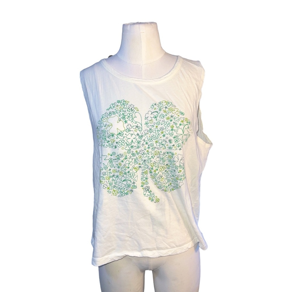 ☠️5/$20☠️ STRANDED | 4 LEAF CLOVER CROP TOP CUT OFF XL